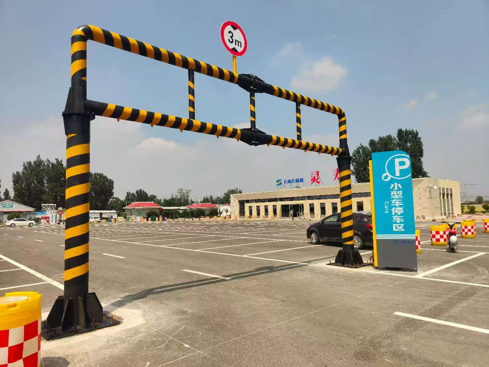 潮州市红绿灯杆限高架 - 排名